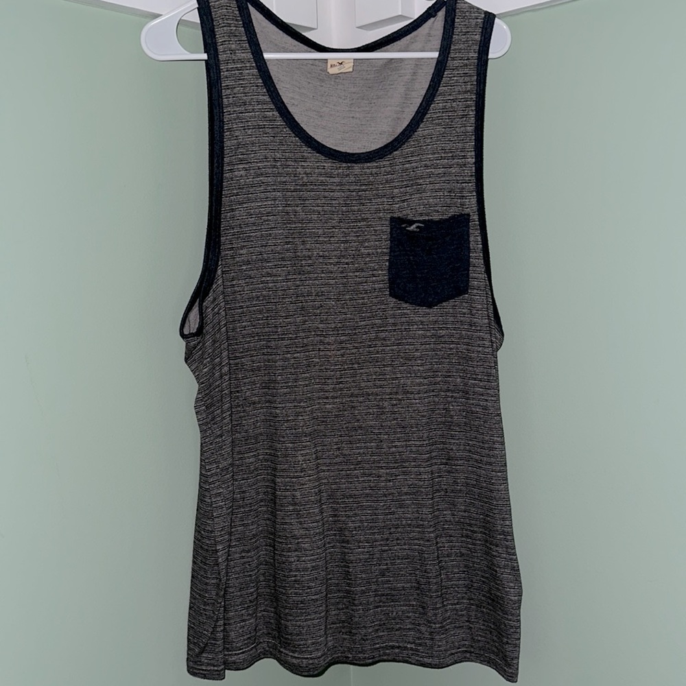 Hollister men’s tank